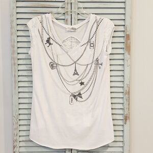 NEW RECRUIT Womens White Paris Chain Graphic Cap Sleeve Maternity Blouse Top EUC